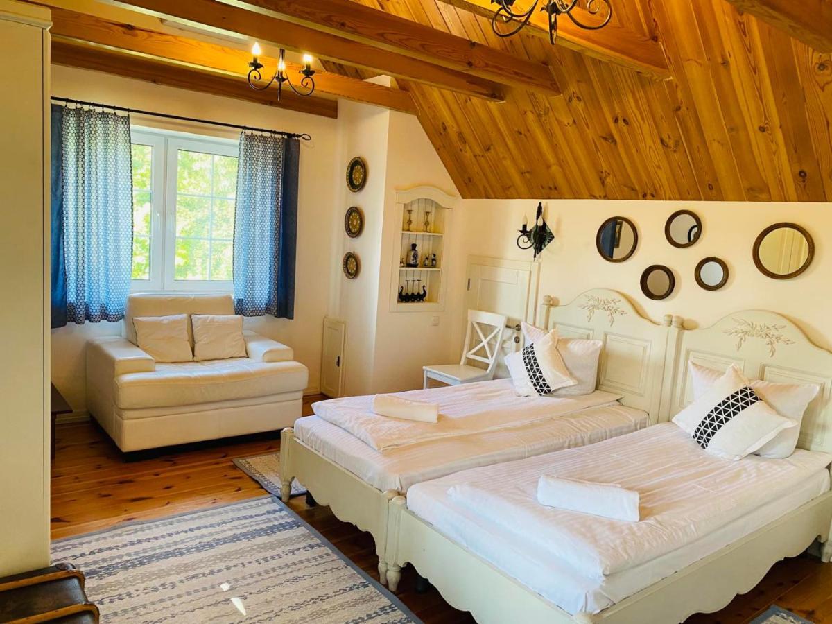 Гриль Станція Hotel Bila Tserkva Ngoại thất bức ảnh