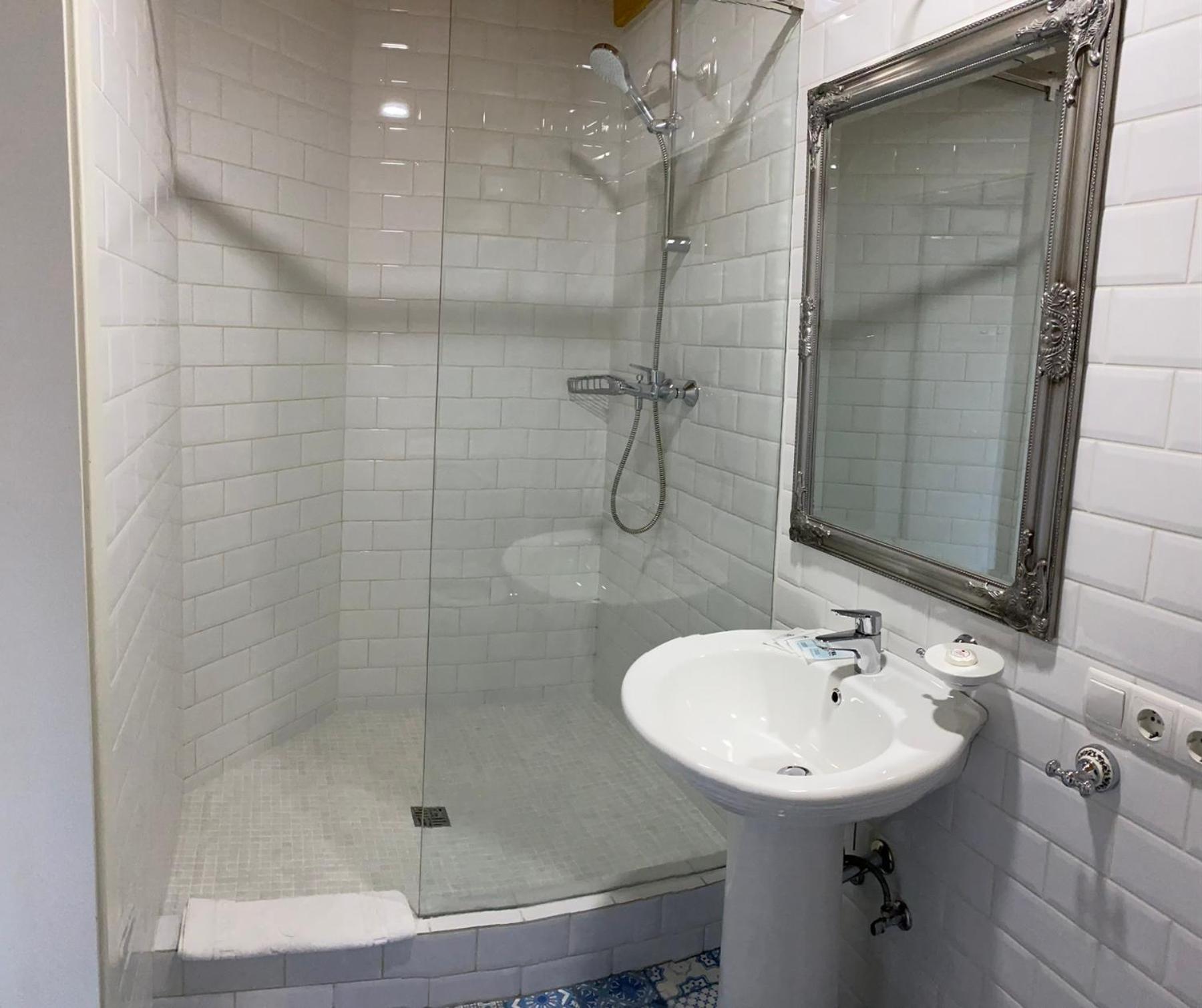 Гриль Станція Hotel Bila Tserkva Ngoại thất bức ảnh